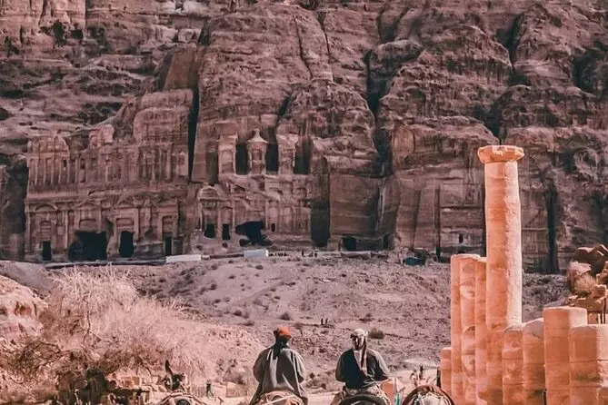 From Aqaba:  Private Petra Sightseeing Tour with Lunch