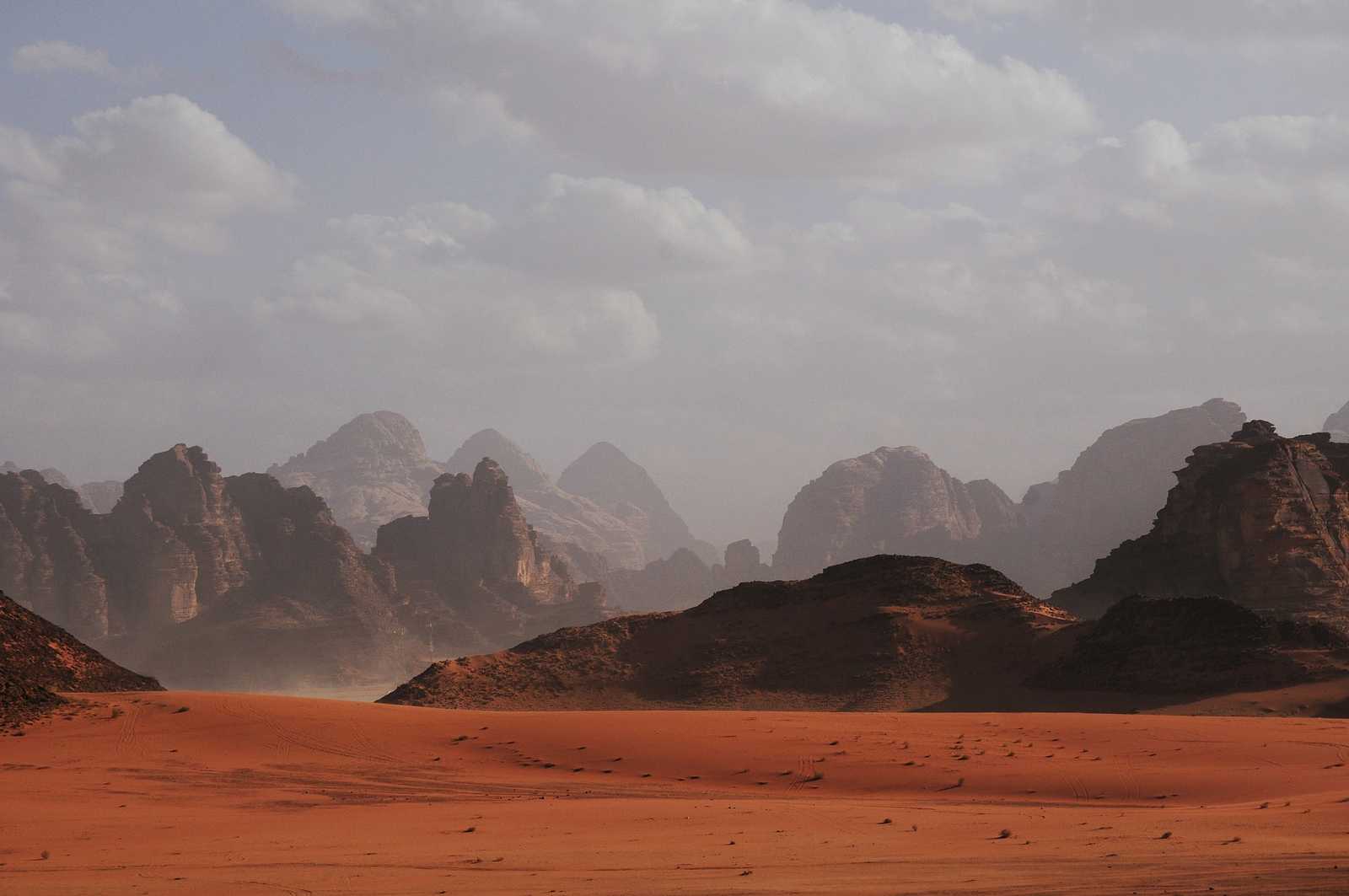 From Amman: Wadi Rum One Day Tour with Accommodation